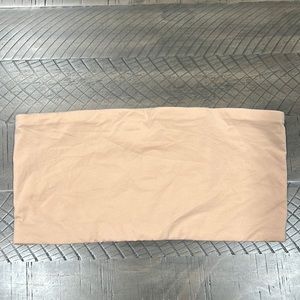 New Skims fits everybody bandeau . Size S